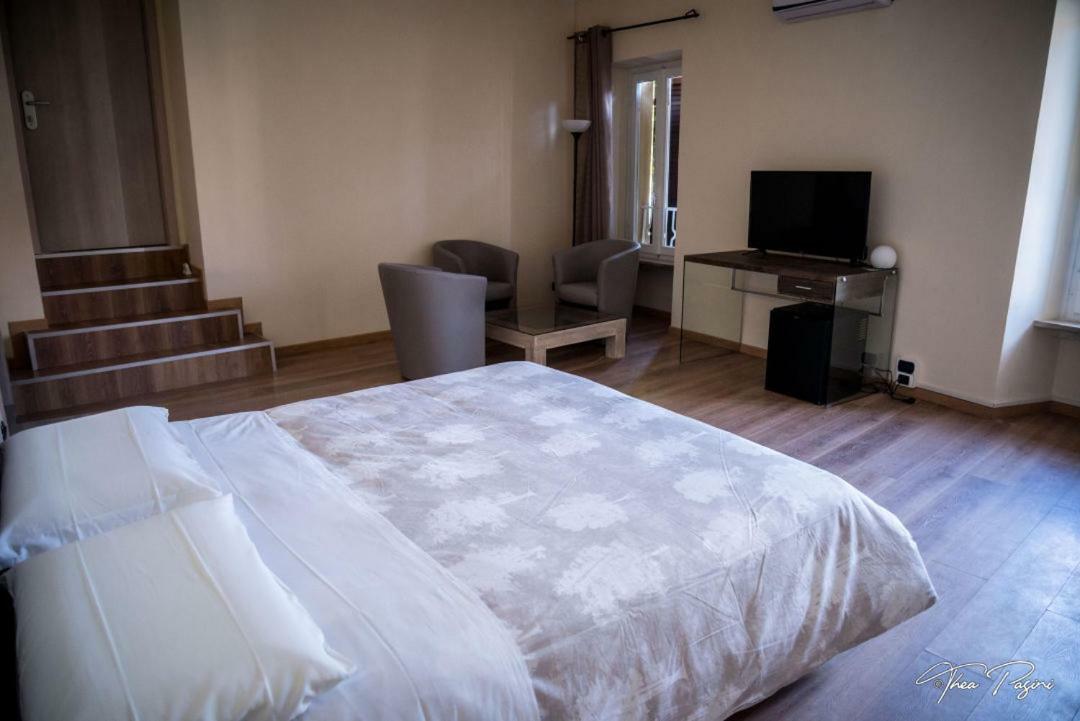 Hotel Lonatino Лонато Екстериор снимка